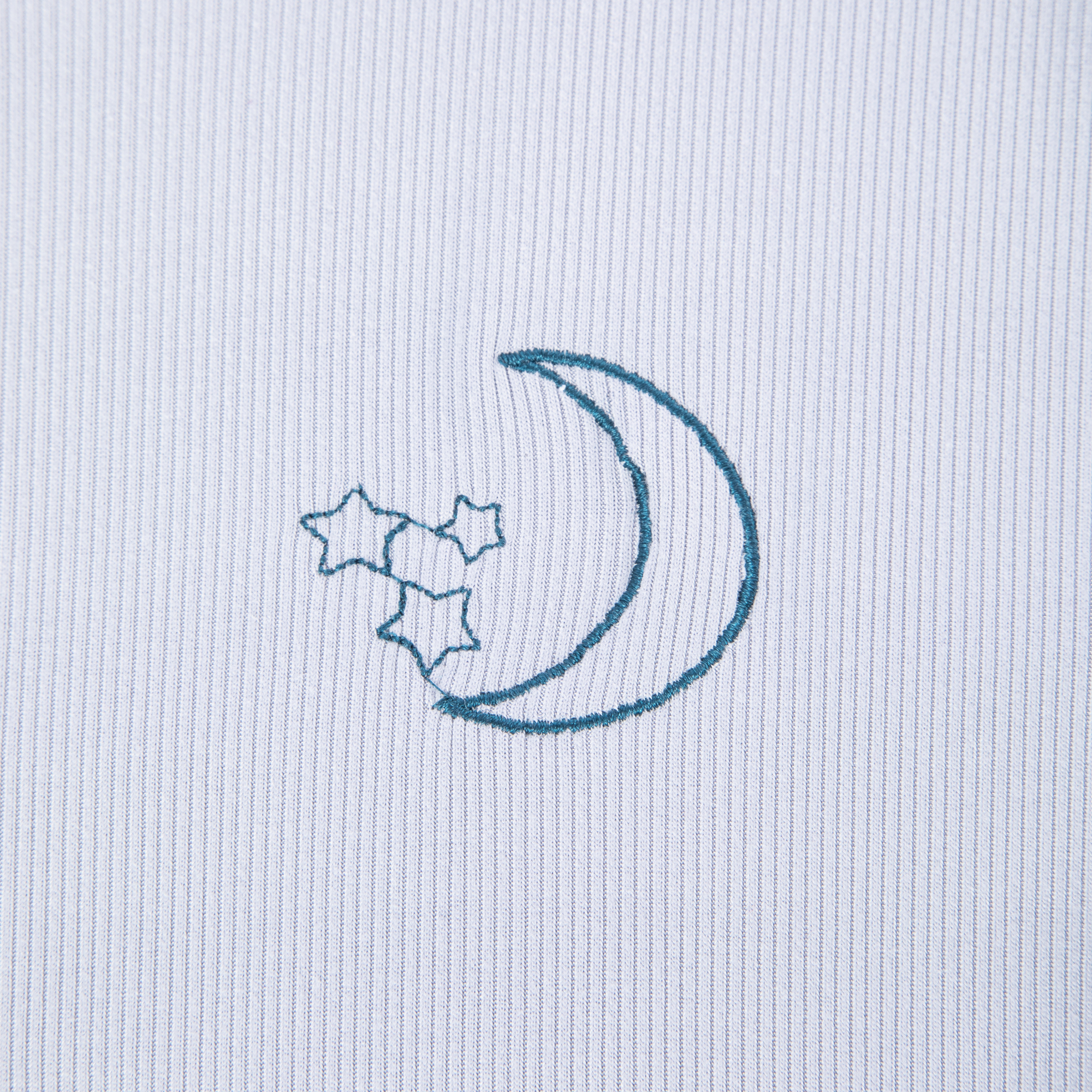 Juniors Embroidered Celestial Tee With Lettuce Hem - Extra Large