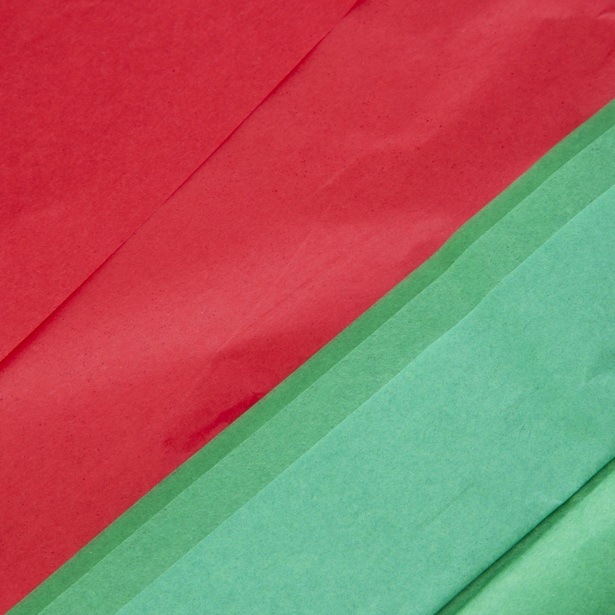 20-Count Gift Tissue 20in - Red & Green