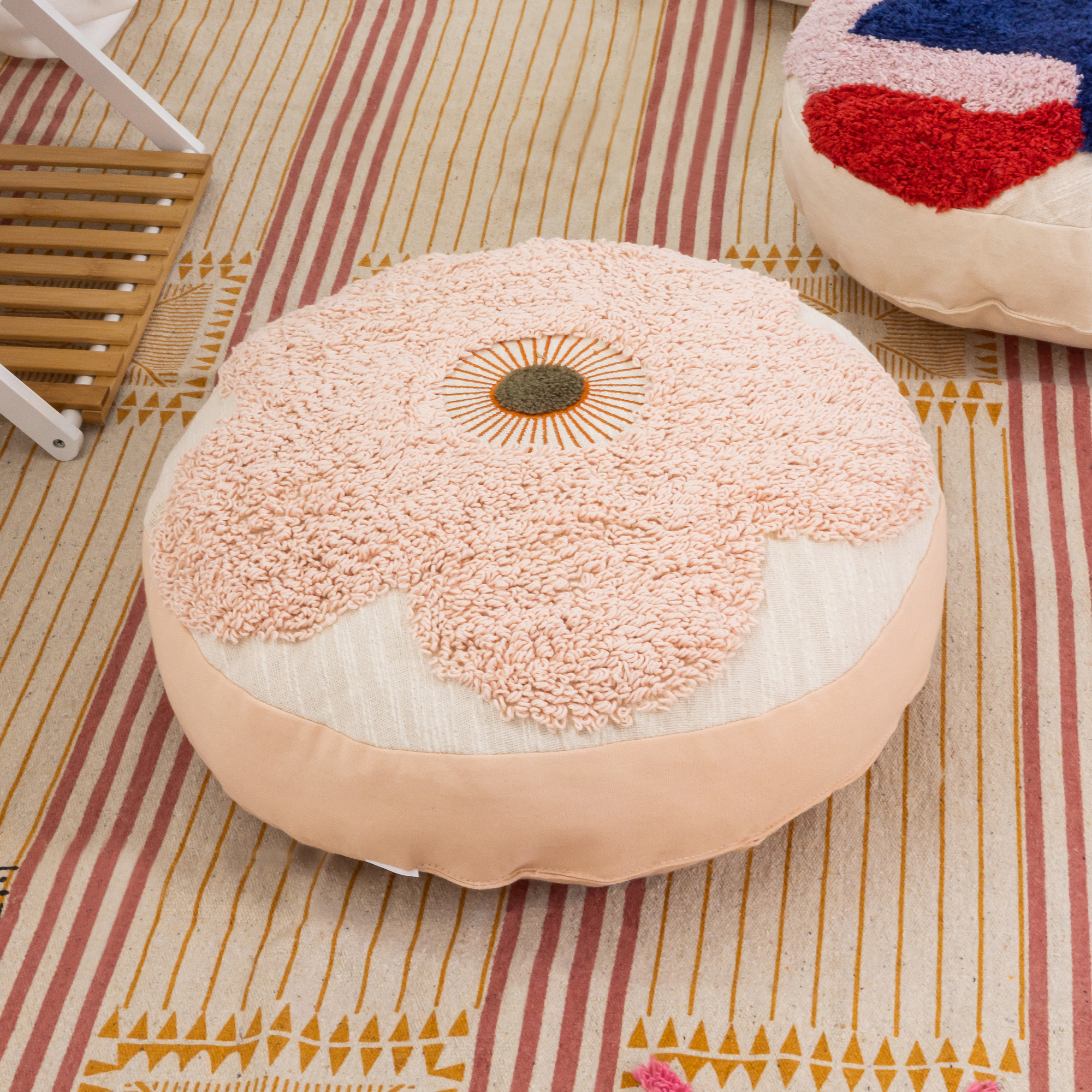 Tufted Meditation Pillow 18in