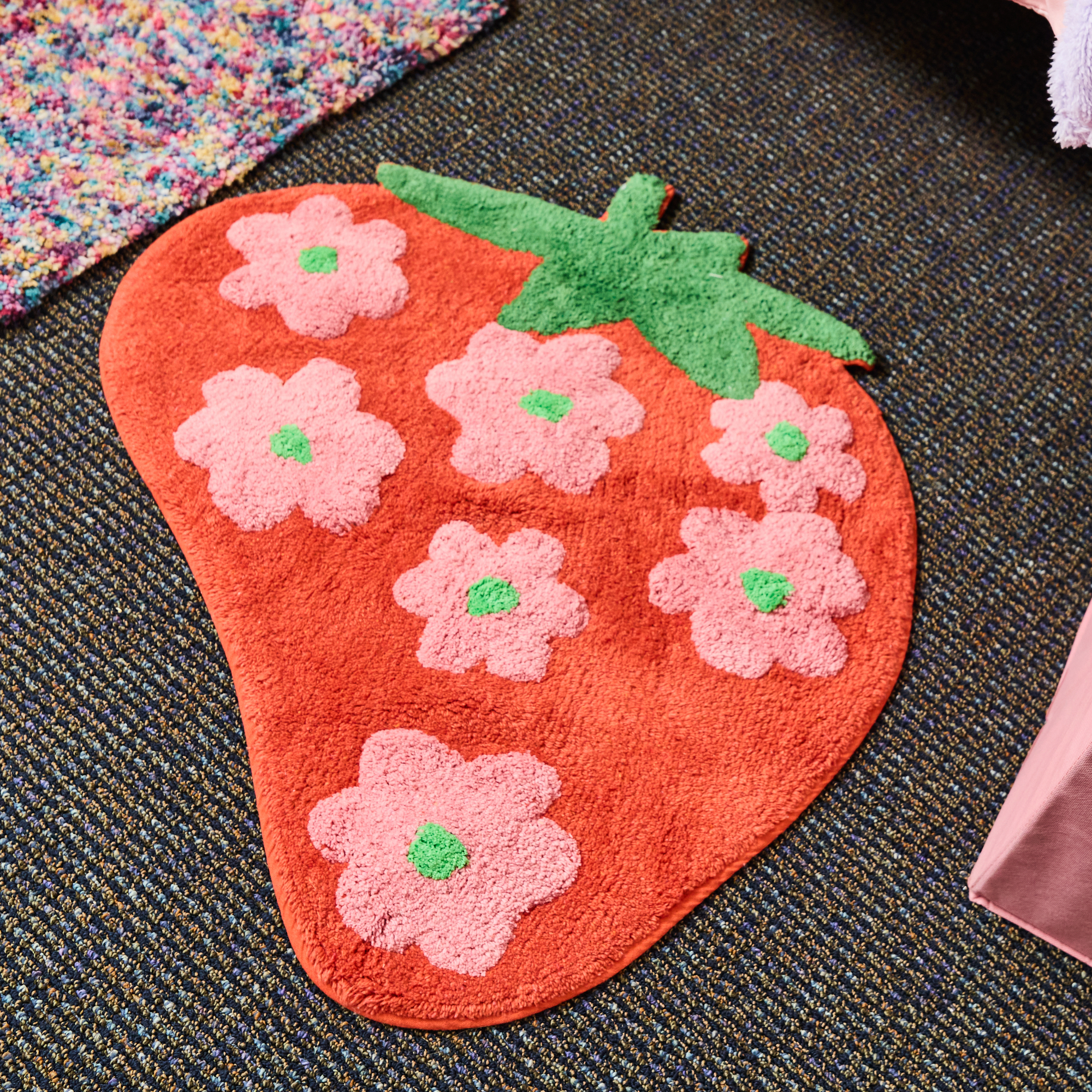 Shaped Rug 30in