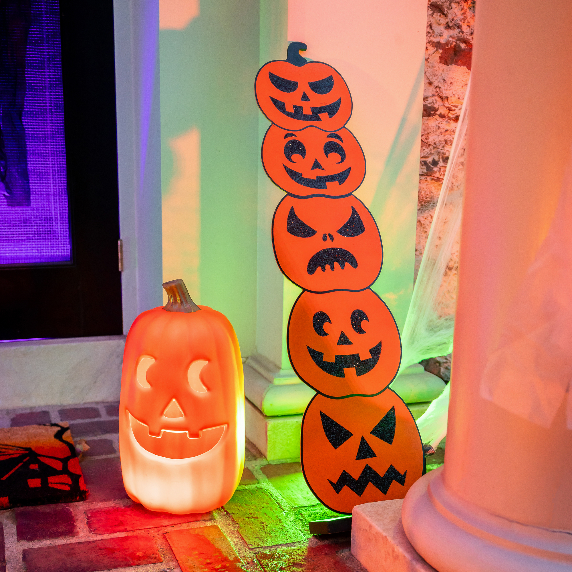 Glow-in-The-Dark Halloween Street Sign 10.24in x 36.02in