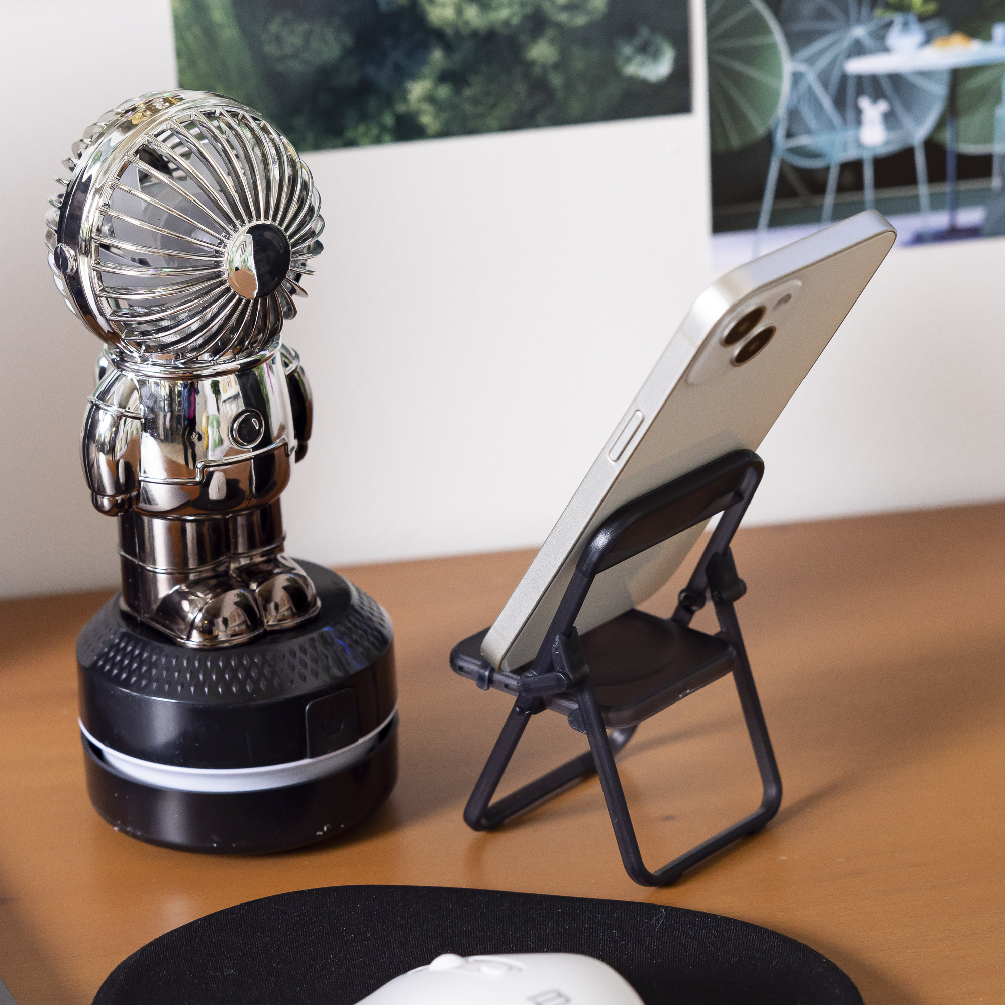 Foldable Chair Phone Stand
