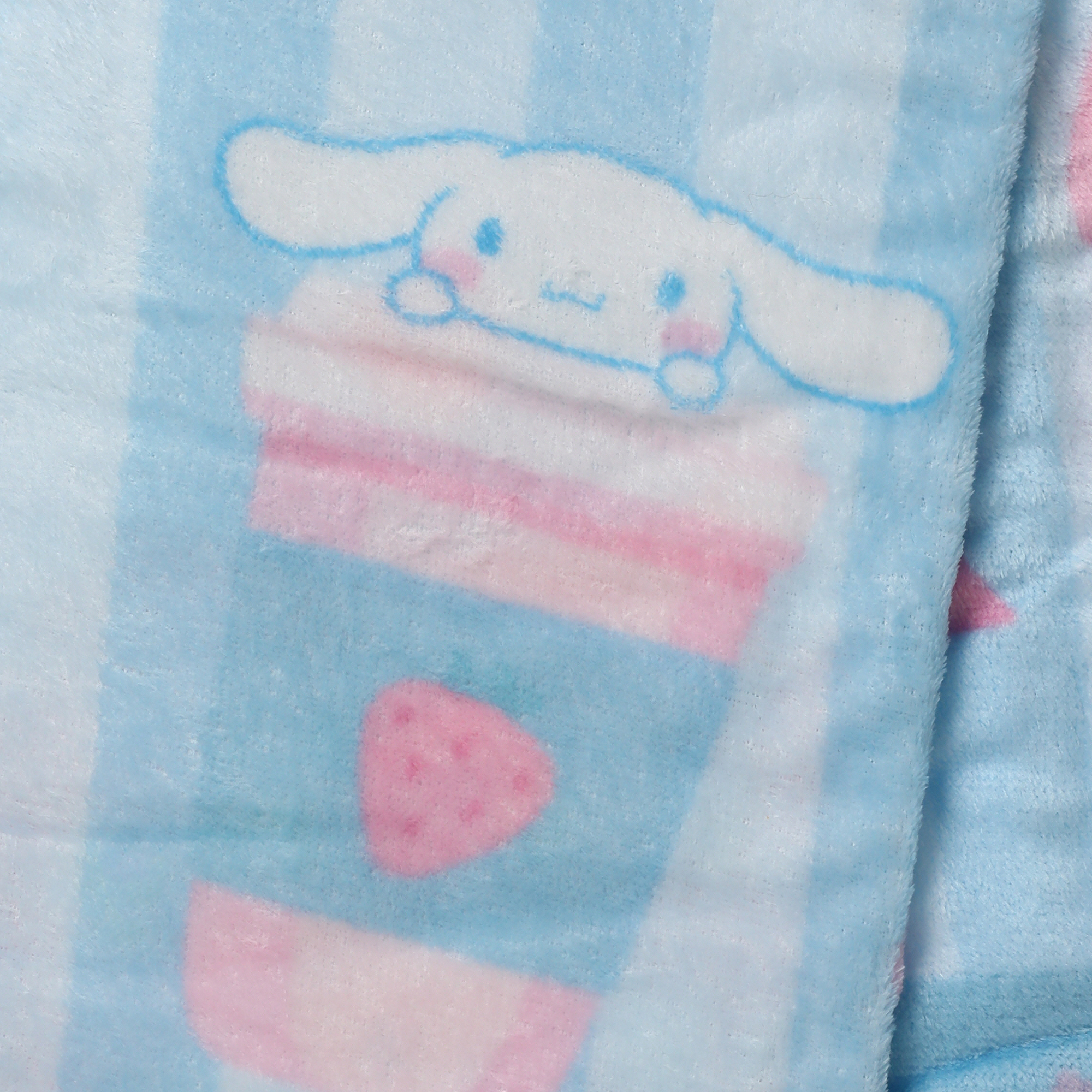 Sanrio® Printed Plush Throw Blanket 40in x 50in