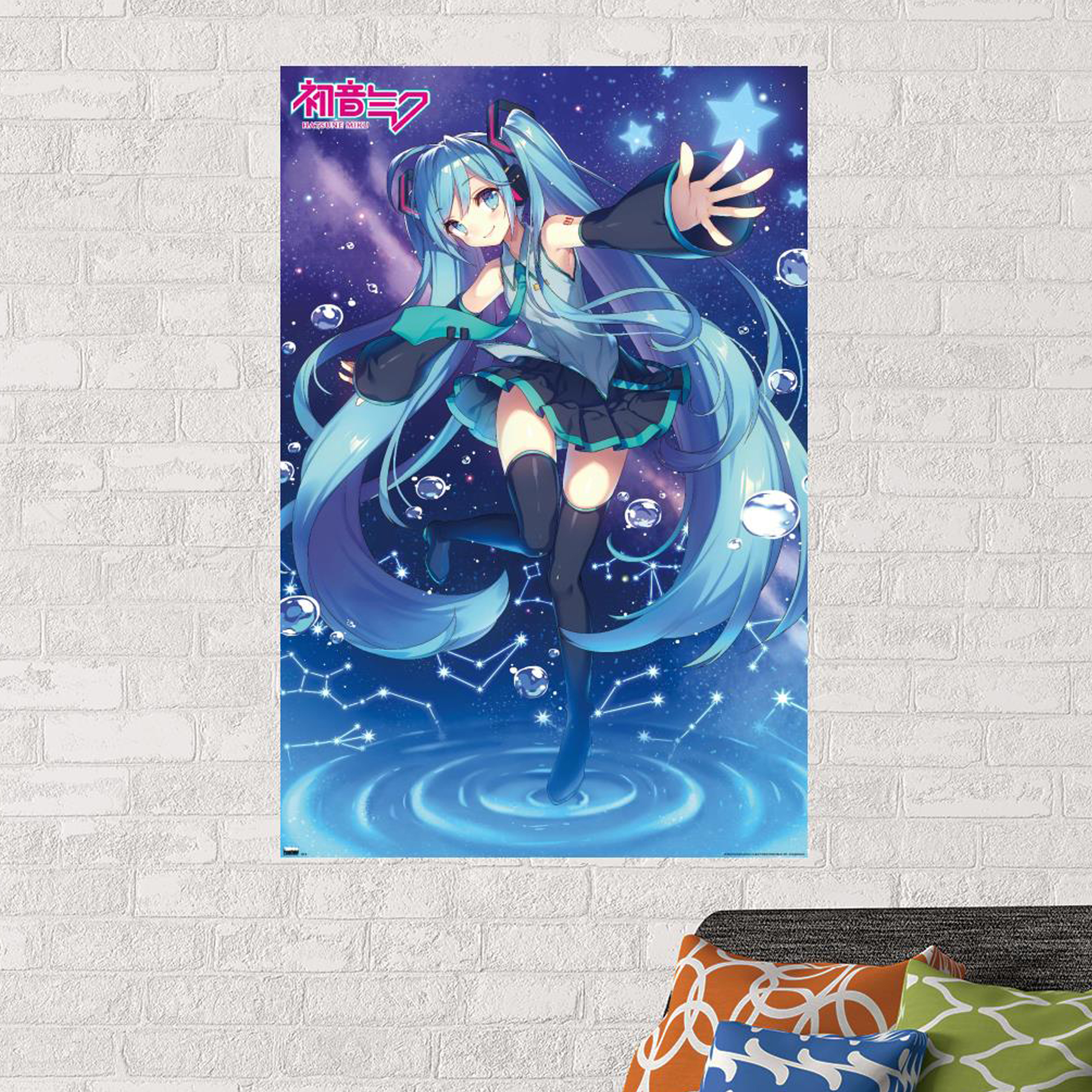 Hatsune Miku Poster 22.37in x 34in