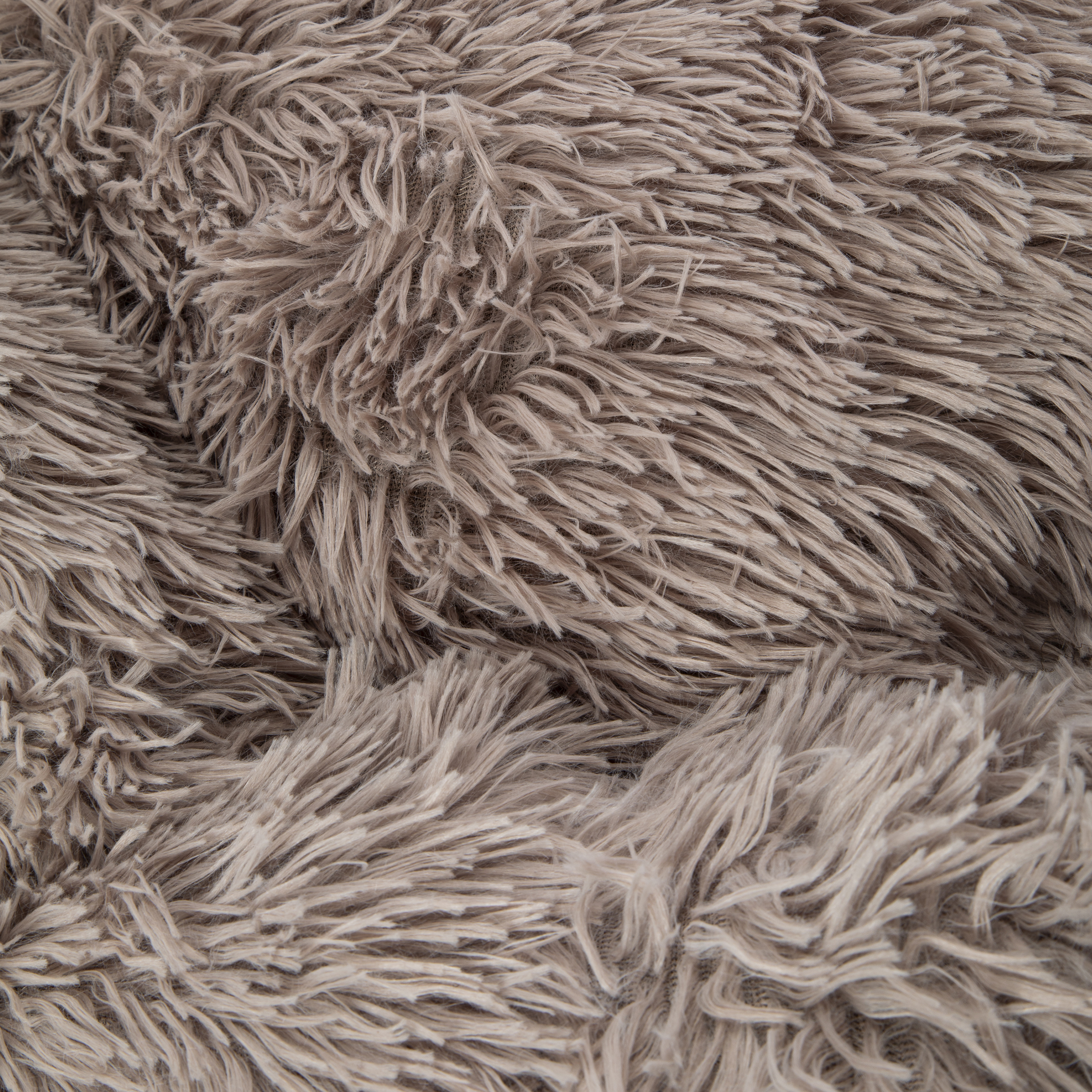 Shaggy Round Pet Bed 23in x 6.7in