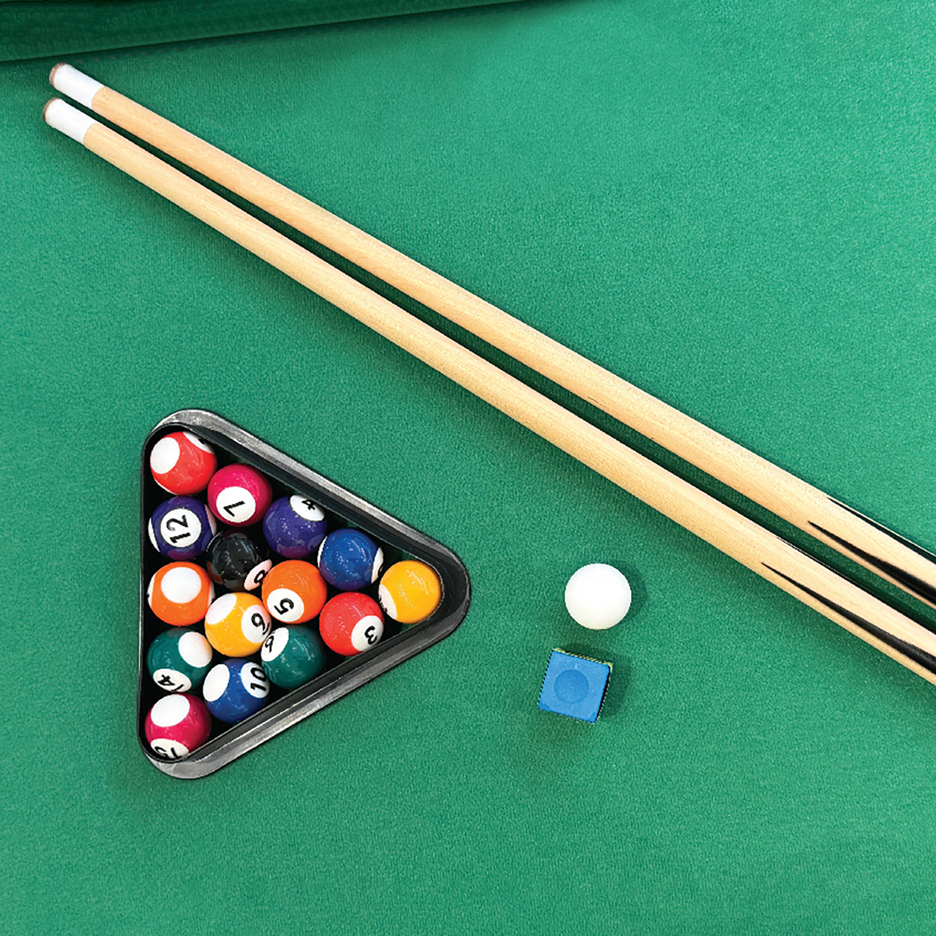 Standing Pool Table 32.5in x 20.2in