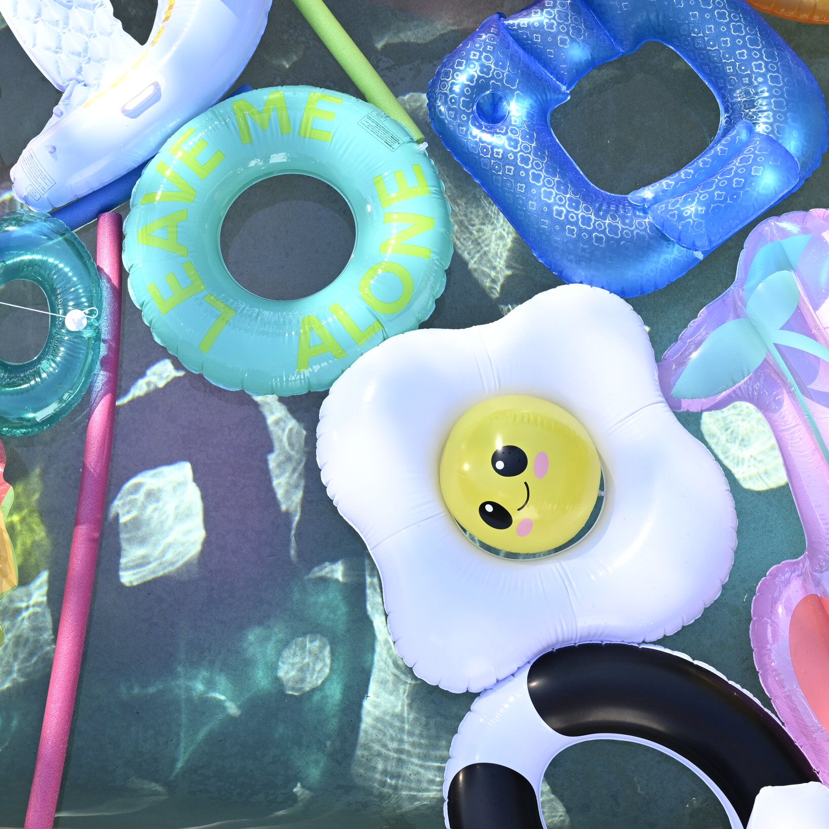 Kawaii Egg Float 2-Piece