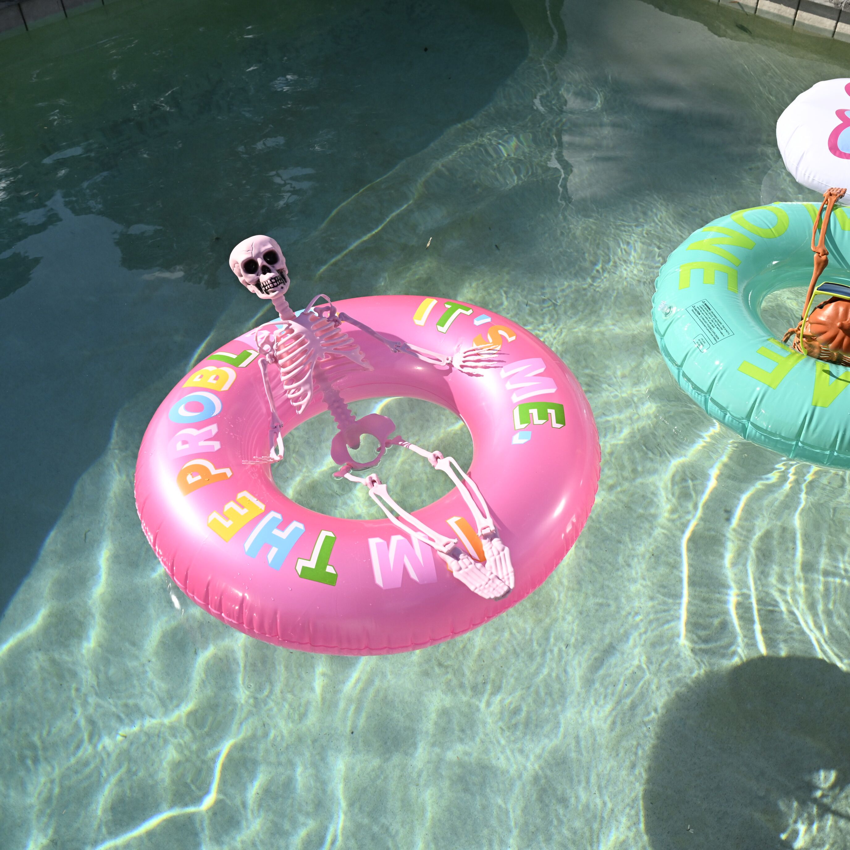 Printed Pool Party Tube