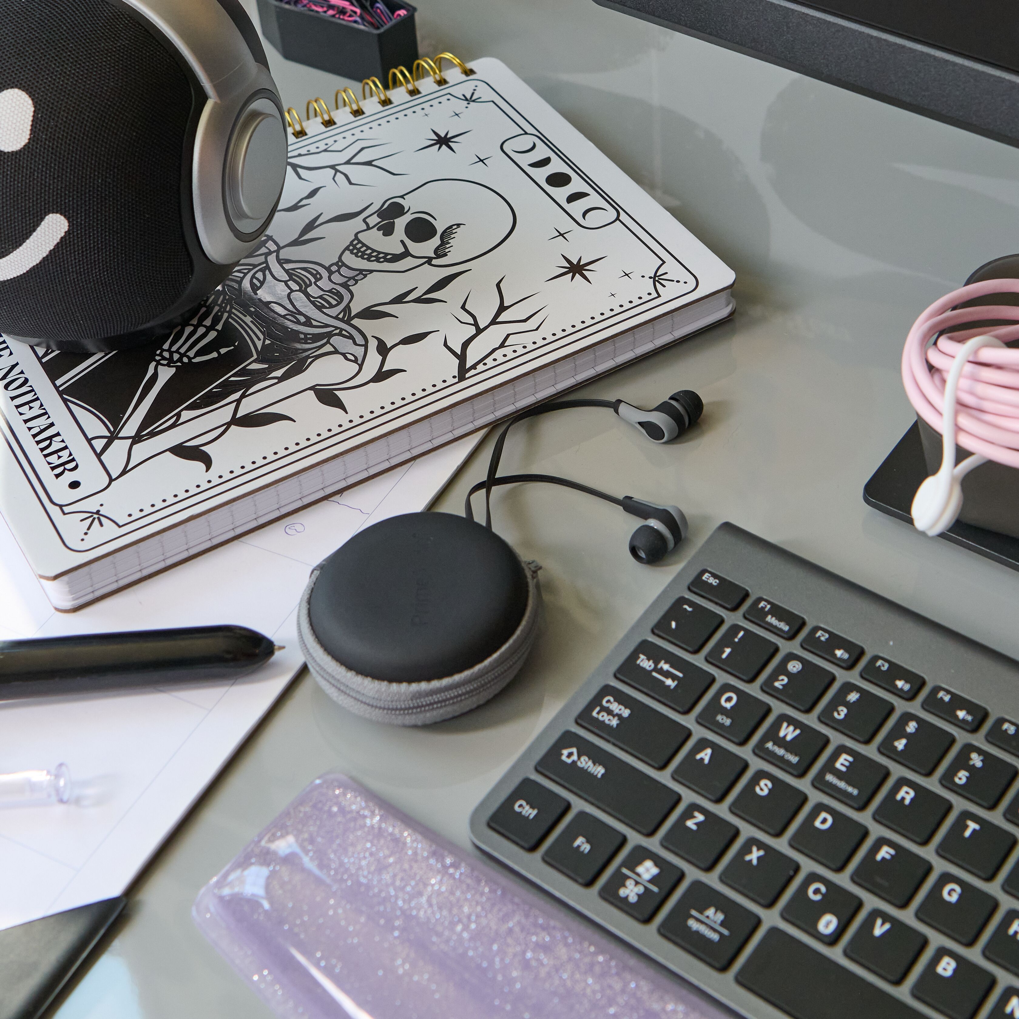 Mirage Wired Earbuds W/ Case