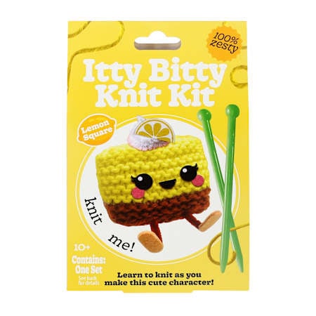 Y.A.R.N. ニットハット　ドクロ　itimi Itty Bitty Knit Kit | Five Below